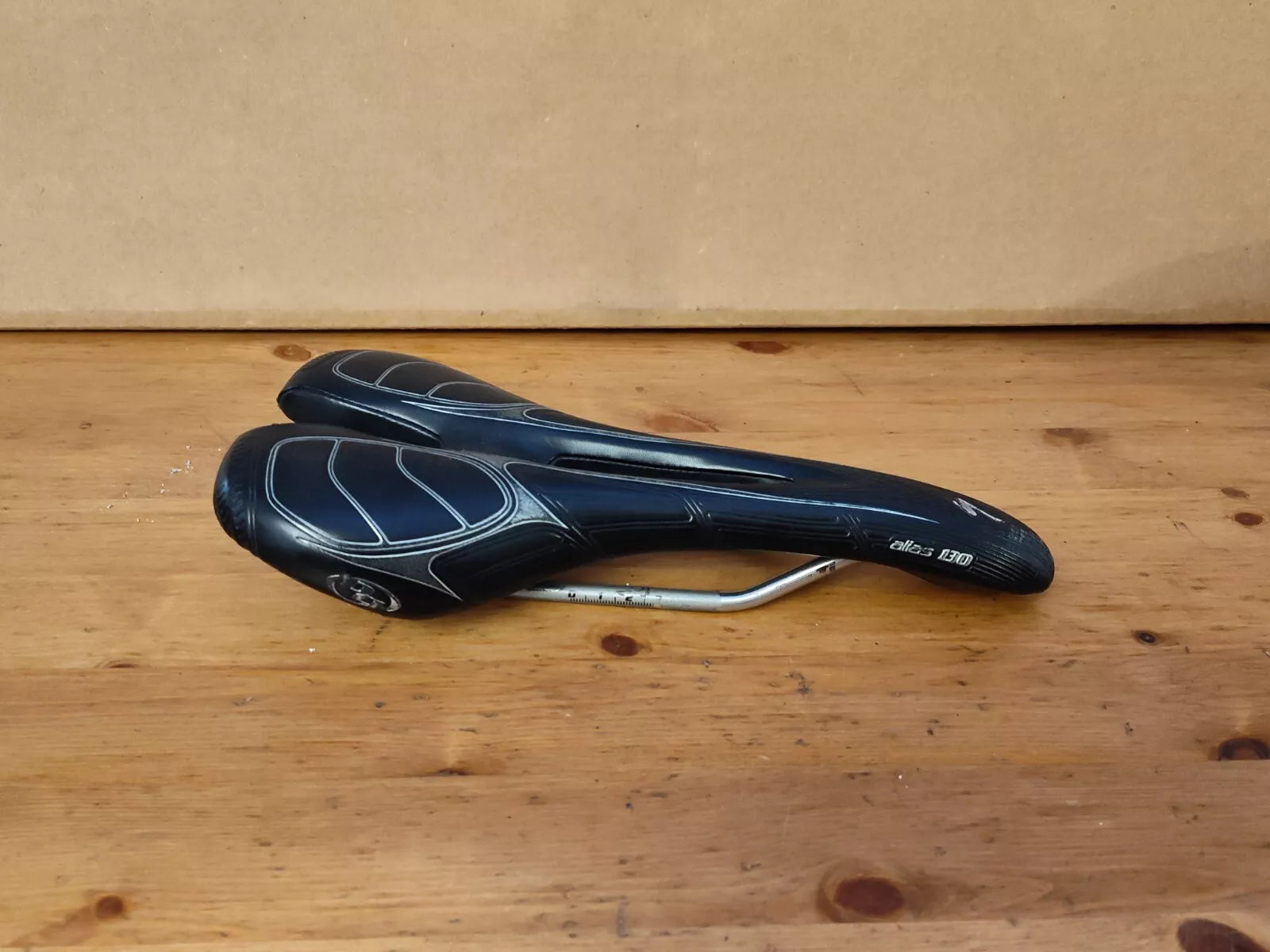 Specialized Alias 130 titanium rails Carbon Saddle