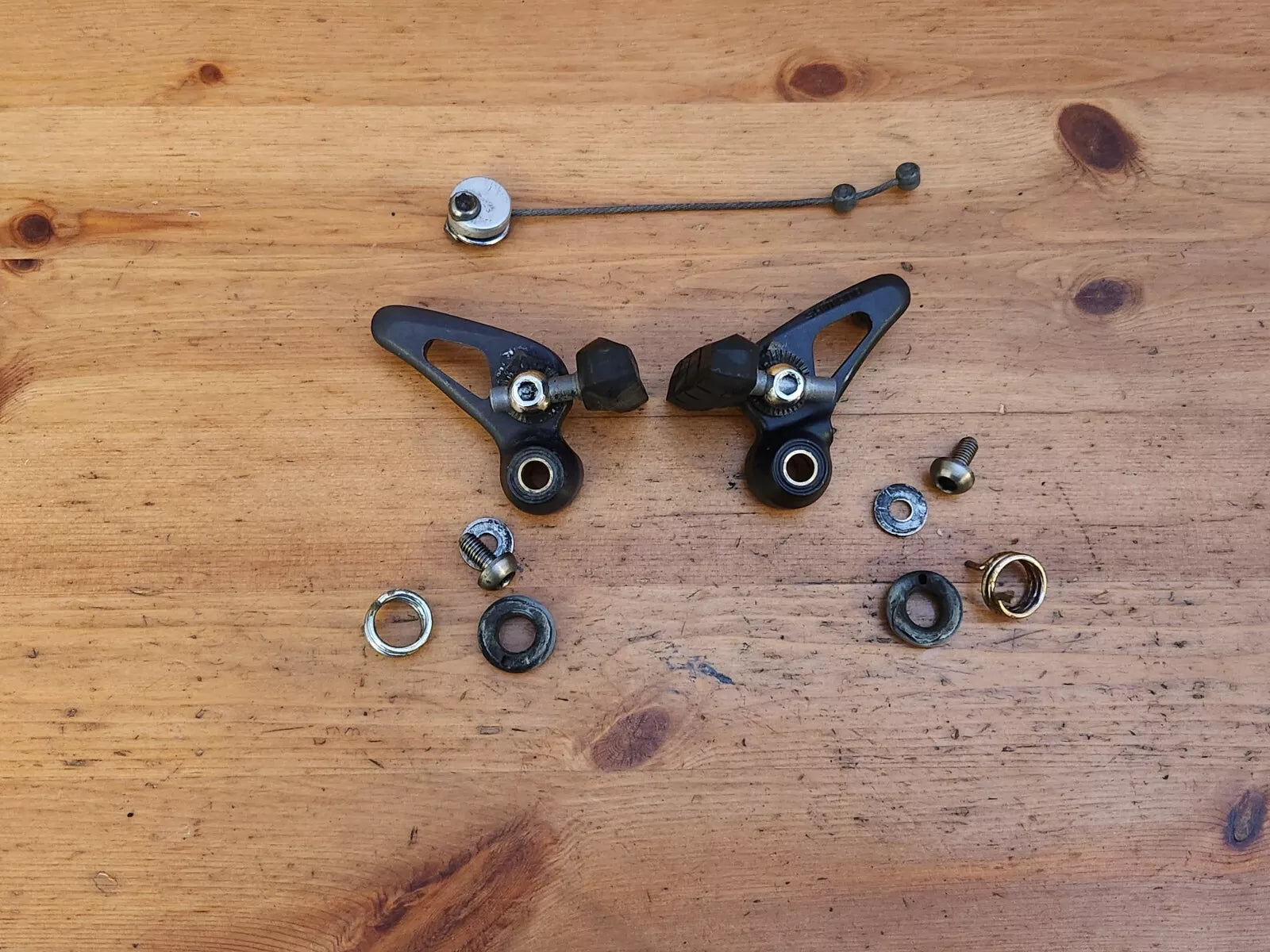 Shimano Deore XT m730 Black Cantilever Brakes