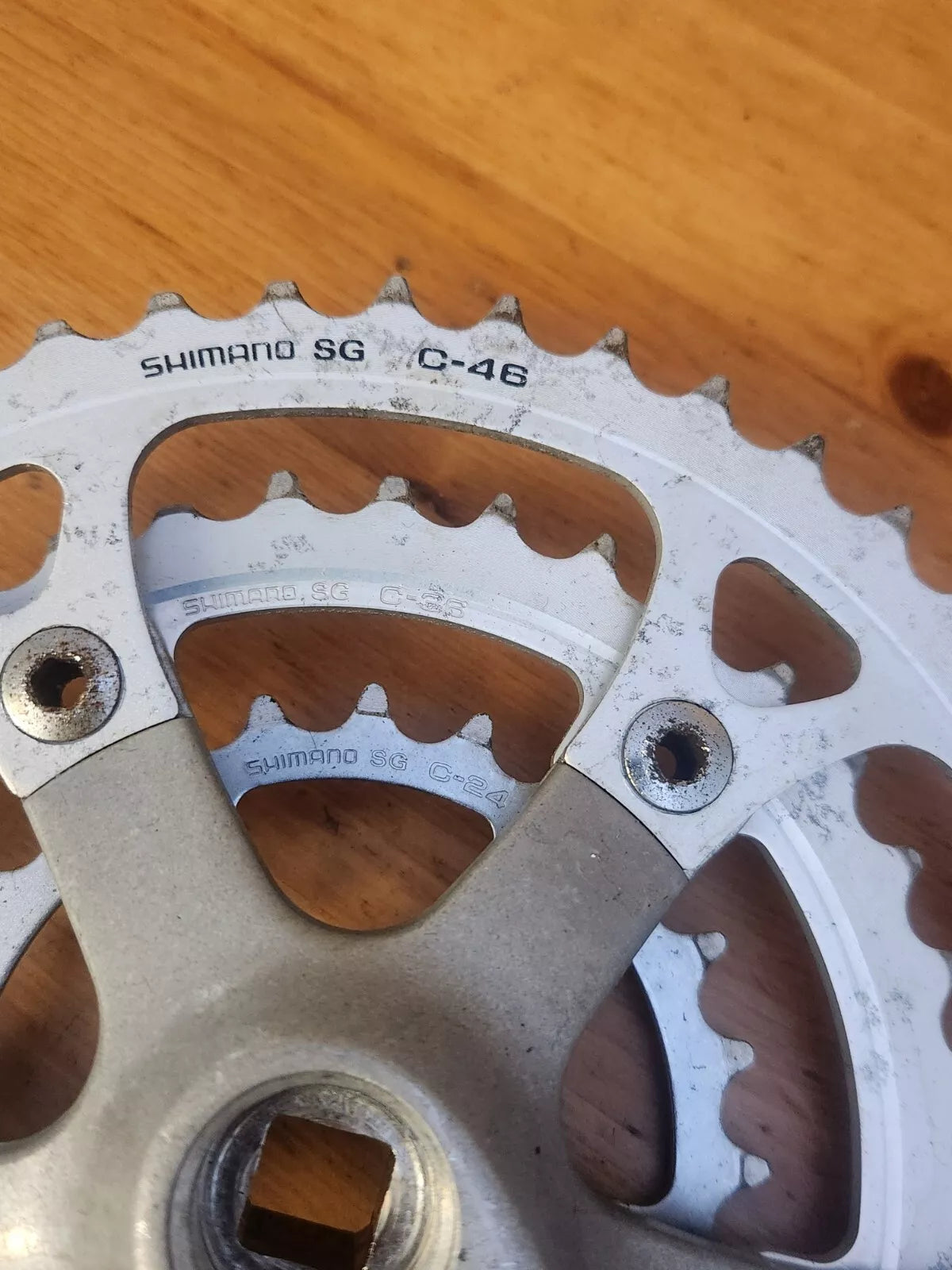 Shimano Deore MT60 Crankset 175mm 46/36/24 SG Chainrings Shimano Deore MT60 Crankset 175mm 46/36/24 SG Chainrings