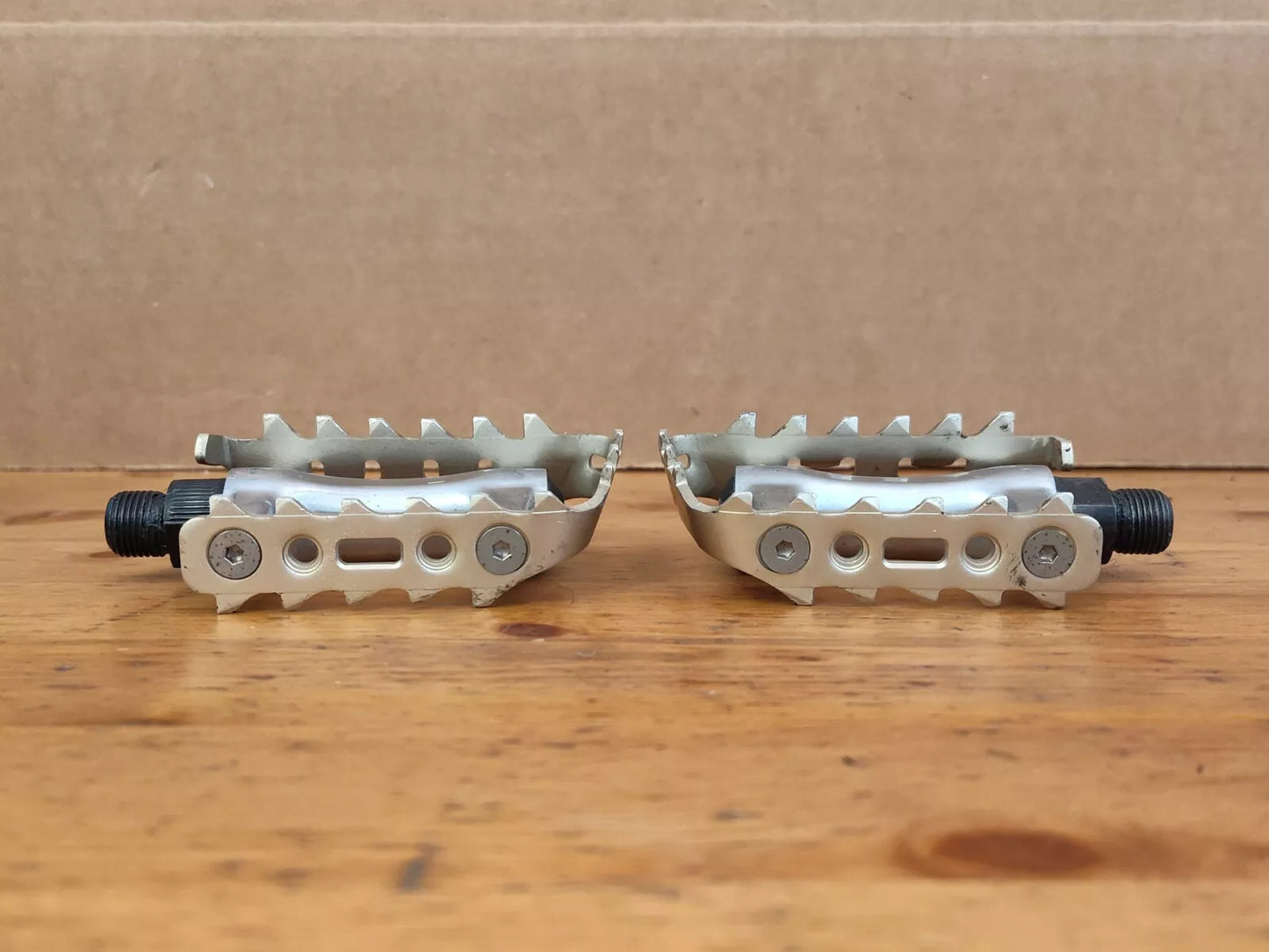 Tioga Surefoot VII Vintage Pedals