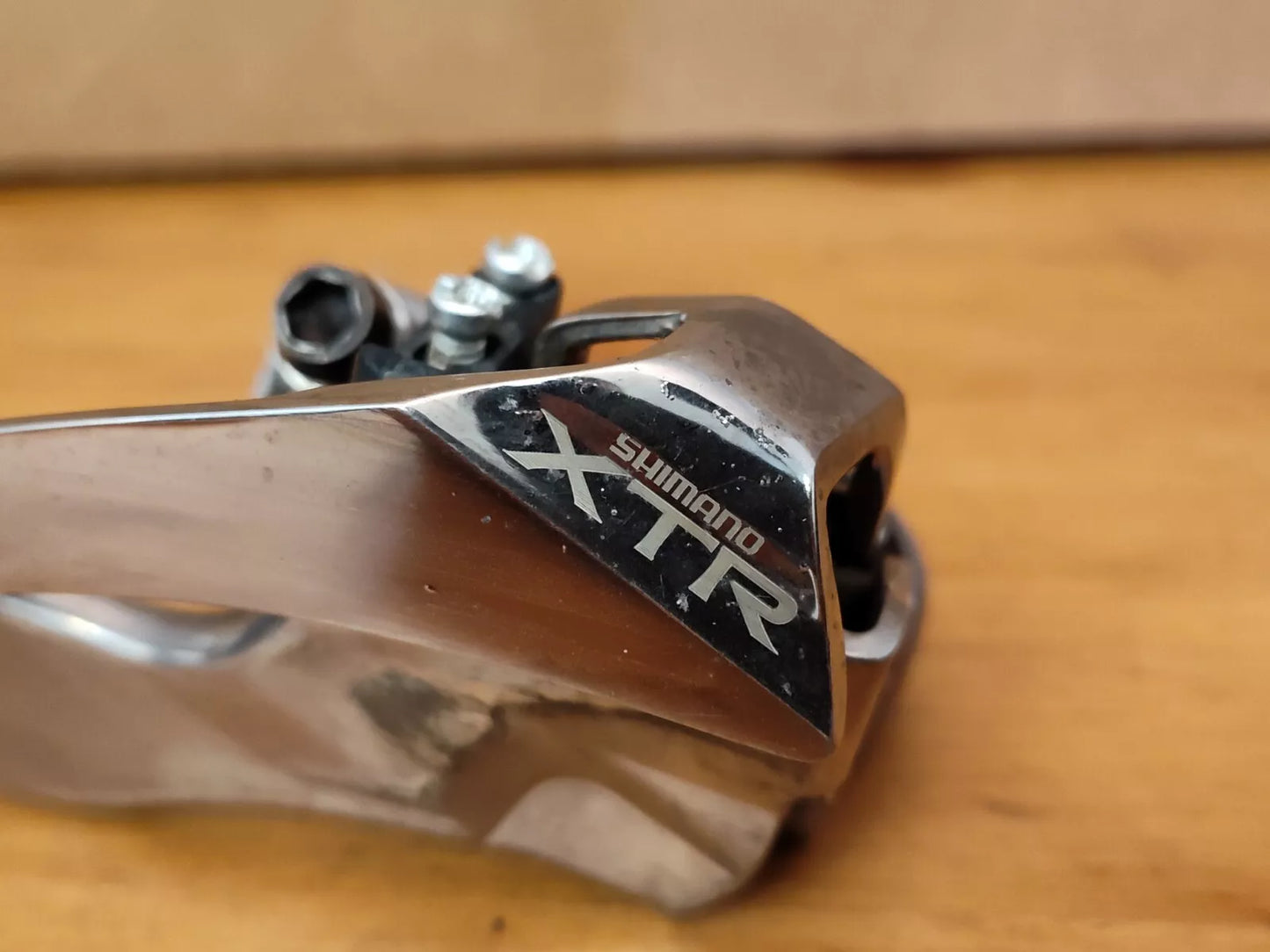 Shimano XTR m950 Front Derailleur 34.9mmbottom Pull